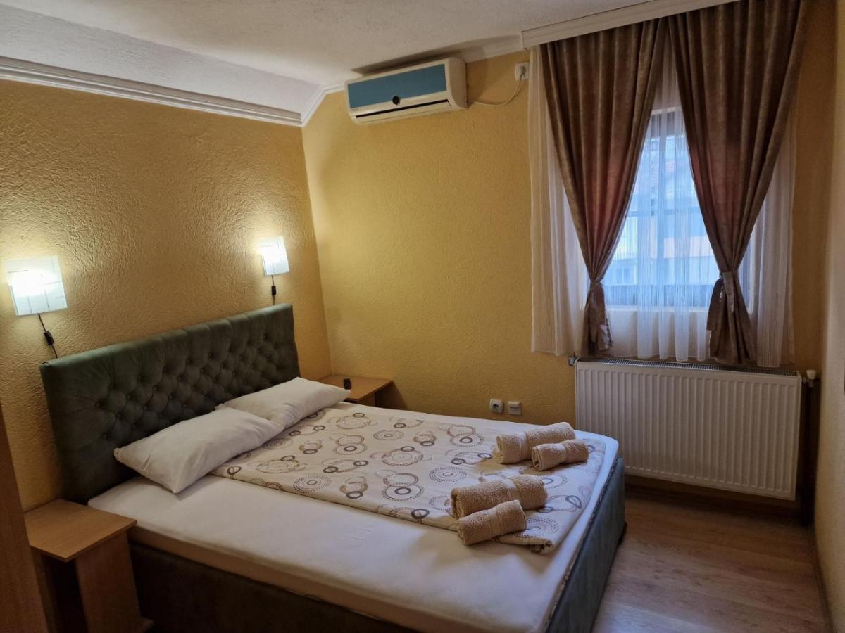 Etno Kuca Sa Konacistem Gocko Hotel Vrnjacka Banja Exterior photo